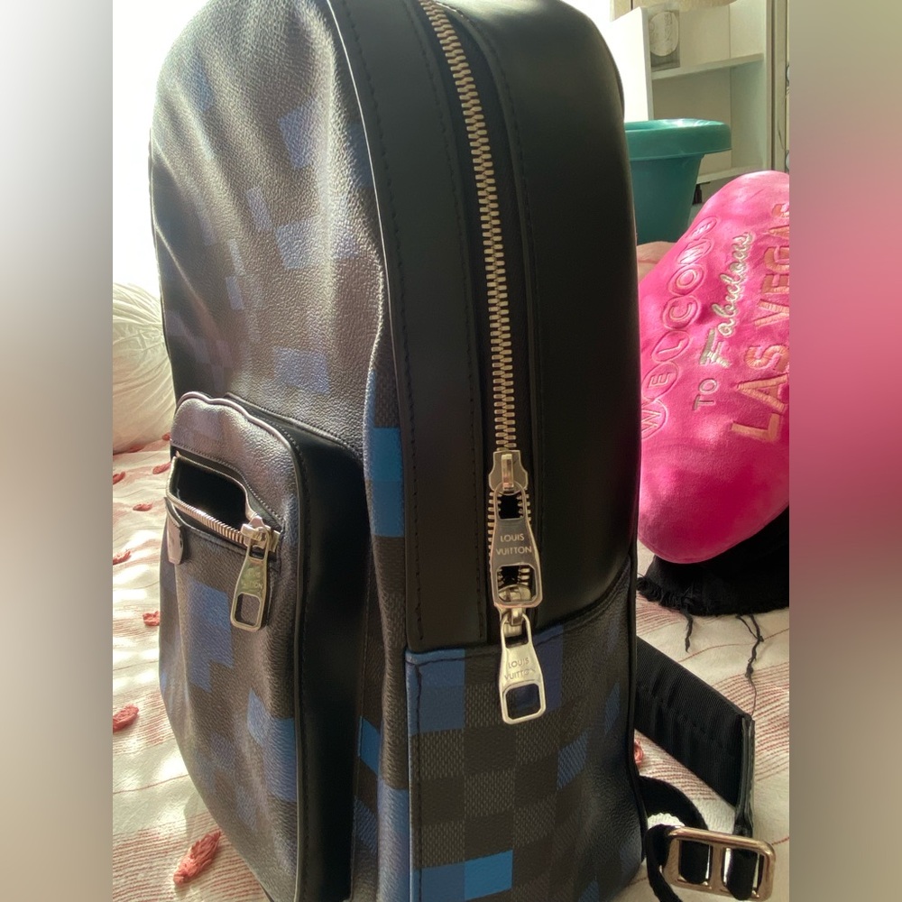 Louis Vuitton Black and Blue Men's Bag